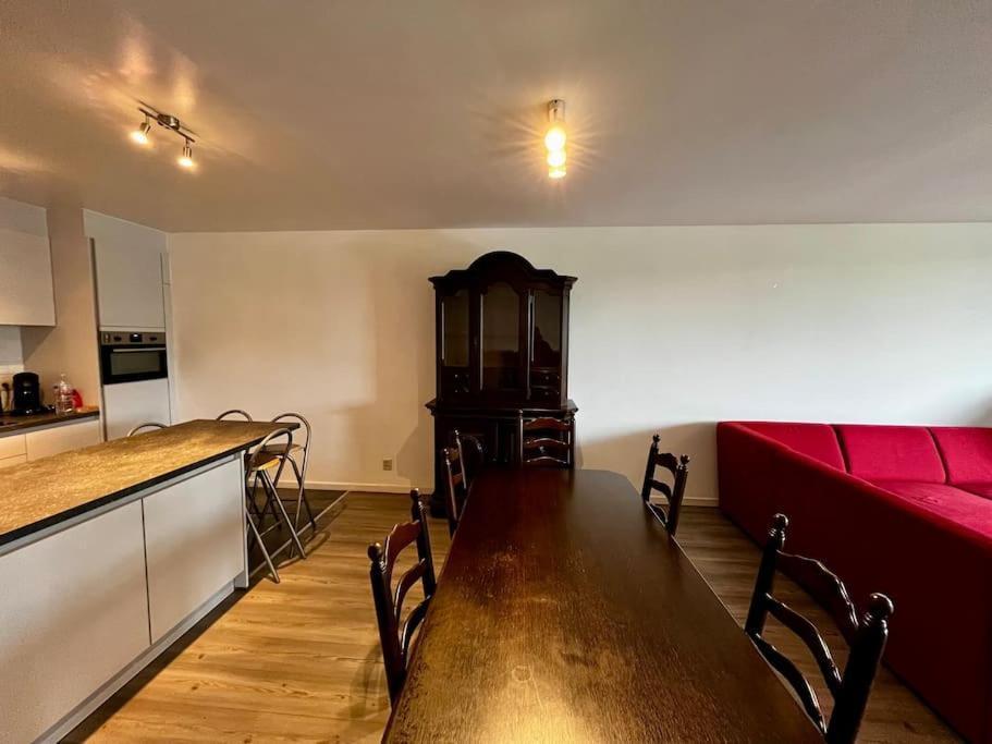 Big Apartment With Parking In Antwerpen Exterior foto