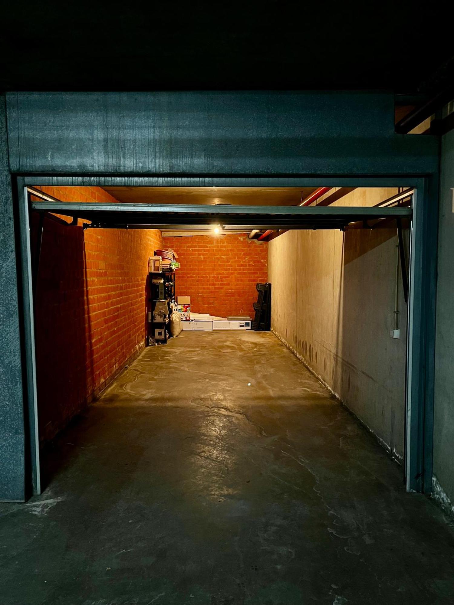 Big Apartment With Parking In Antwerpen Exterior foto