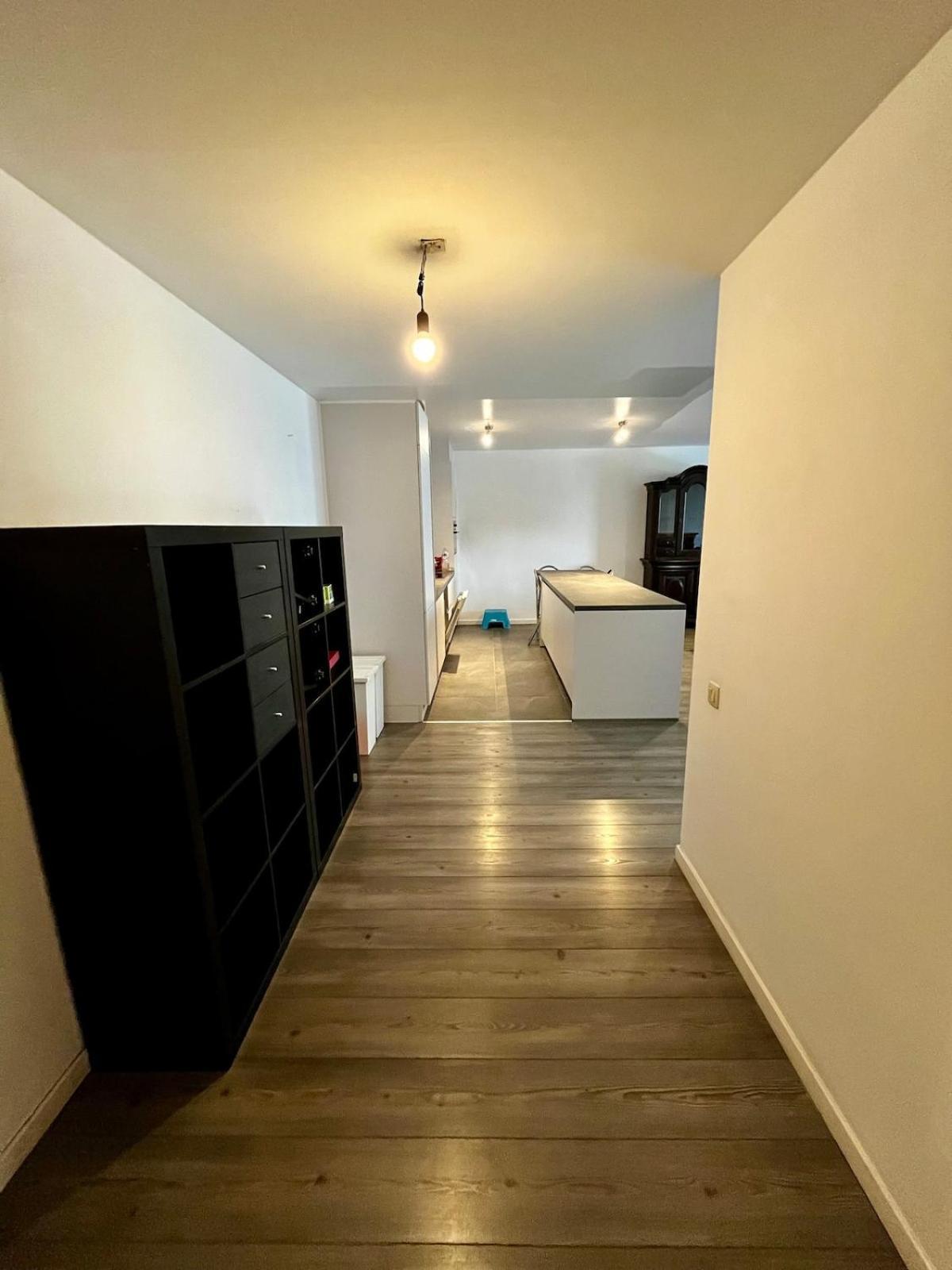 Big Apartment With Parking In Antwerpen Exterior foto